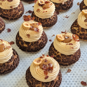 Mini choux Chocolat/Noisettes